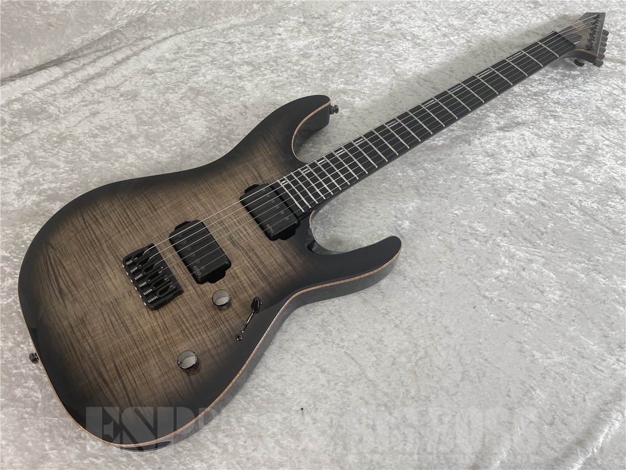 【即納可能】ESP(イーエスピー) M-II CTM NT/FM (Charcoal Burst w/White Pearl Black) お茶の水駅前店(東京)