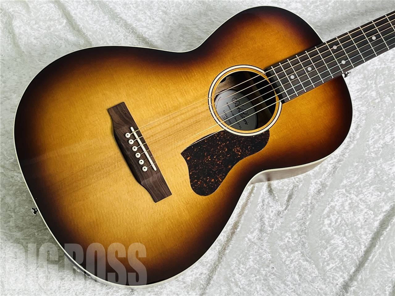 【即納可能】Art&Lutherie(アートアンドルシアー) Roadhouse Light Burst GT EQ（エレクトリックアコースティックギター）【中古・アウトレット  クリスマスタイムセール開催中！】 お茶の水駅前店・別館