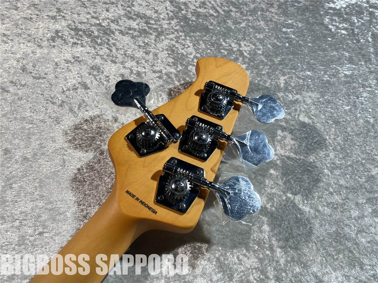 【即納可能】Sterling by MUSIC MAN(スターリンバイミュージックマン) STINGRAY CLASSIC RAY24CA(Toluca Lake Blue) 札幌店