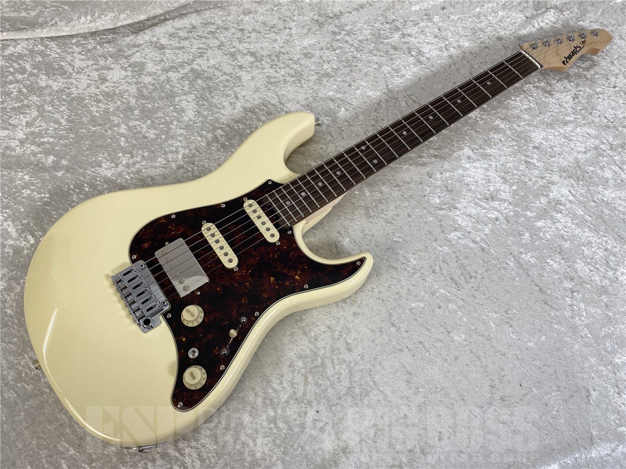 【即納可能】EDWARDS(エドワーズ)E-SNAPPER-AL/R (Off white) お茶の水駅前店(東京)