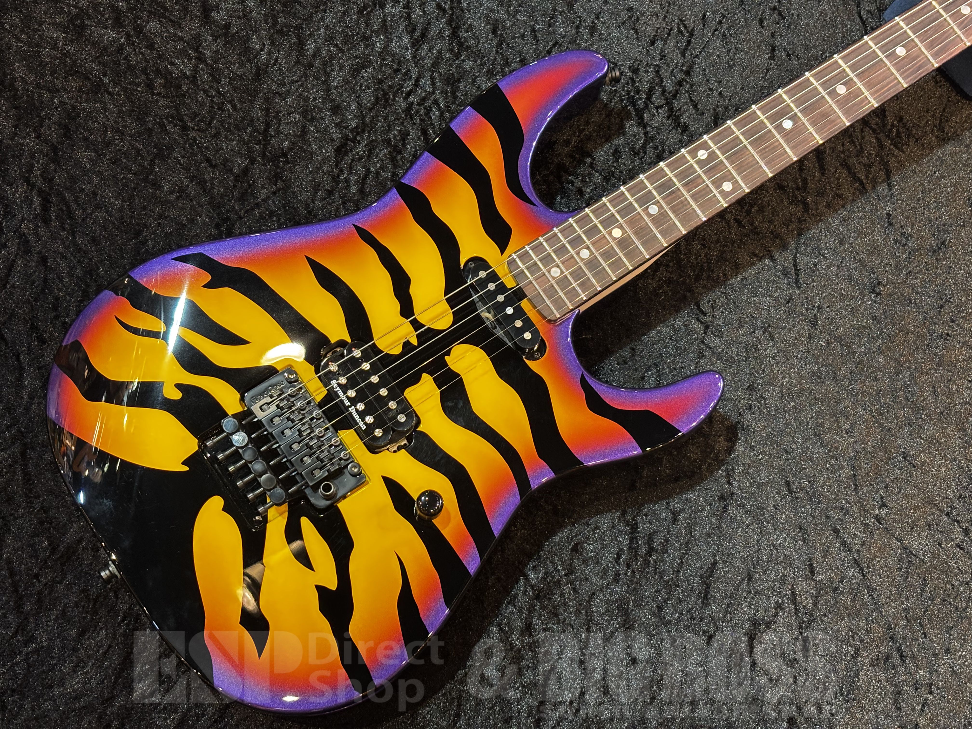【即納可能/中古品】 ESP （イーエスピー） PURPLE TIGER 【Purple Sunburst Tiger Graphic】 福岡店