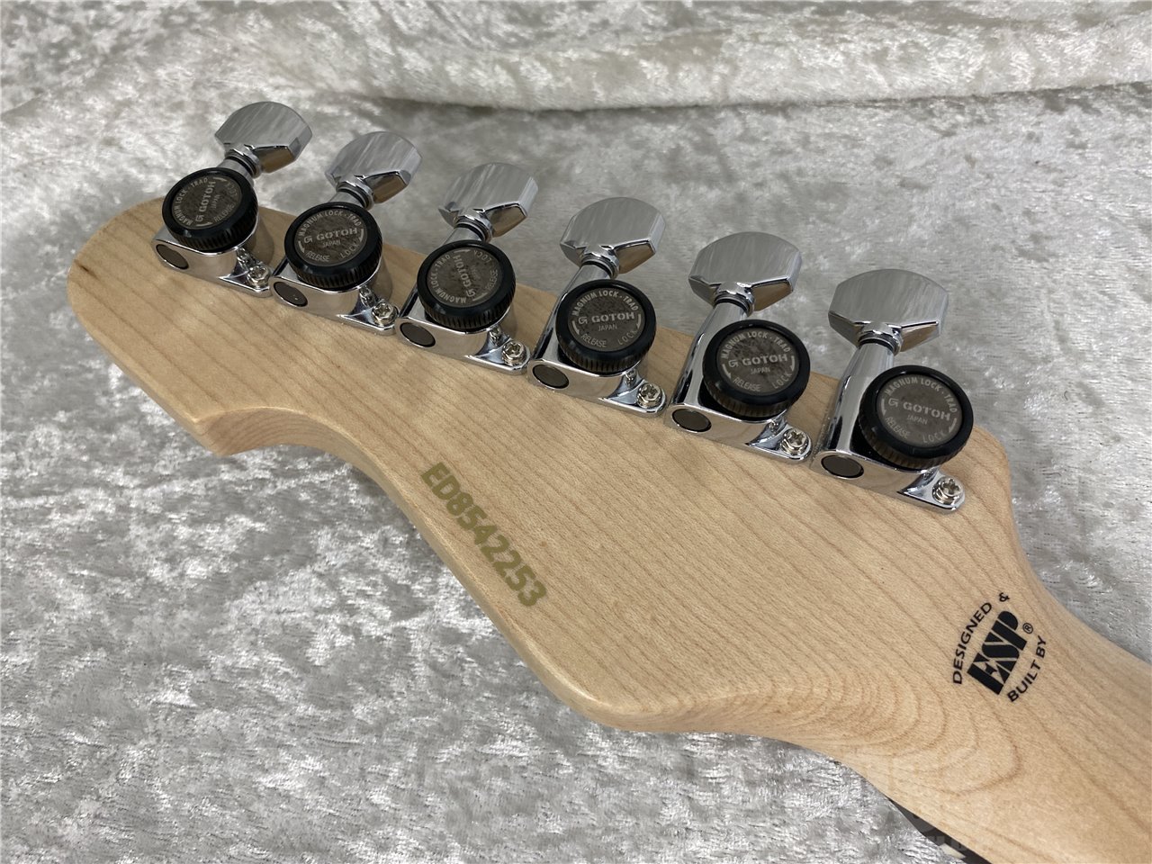 【即納可能】EDWARDS(エドワーズ) E-SNAPPER-AL/R (Supreme Blue) お茶の水駅前店(東京)