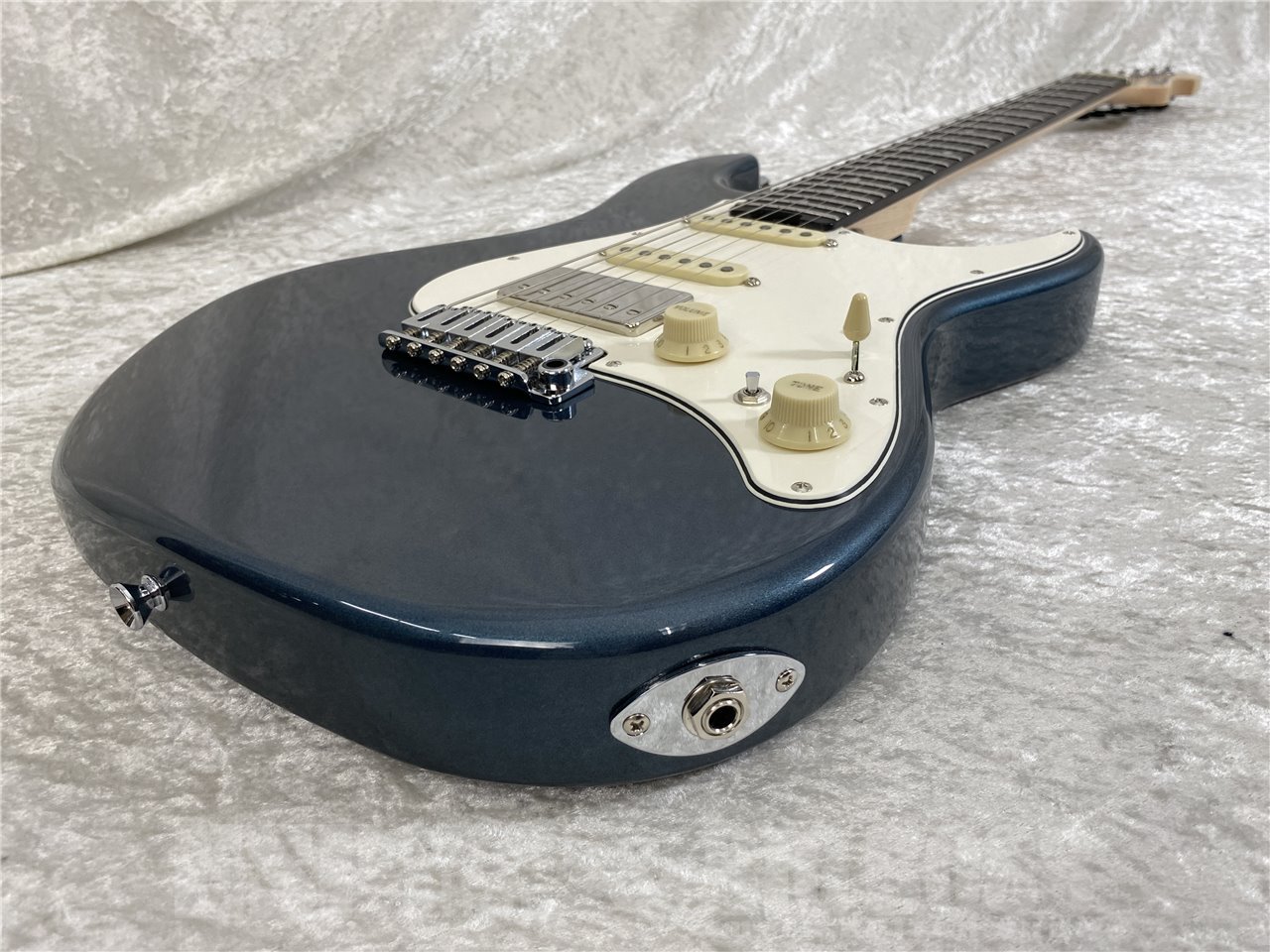 【即納可能】EDWARDS(エドワーズ) E-SNAPPER-AL/R (Supreme Blue) お茶の水駅前店(東京)