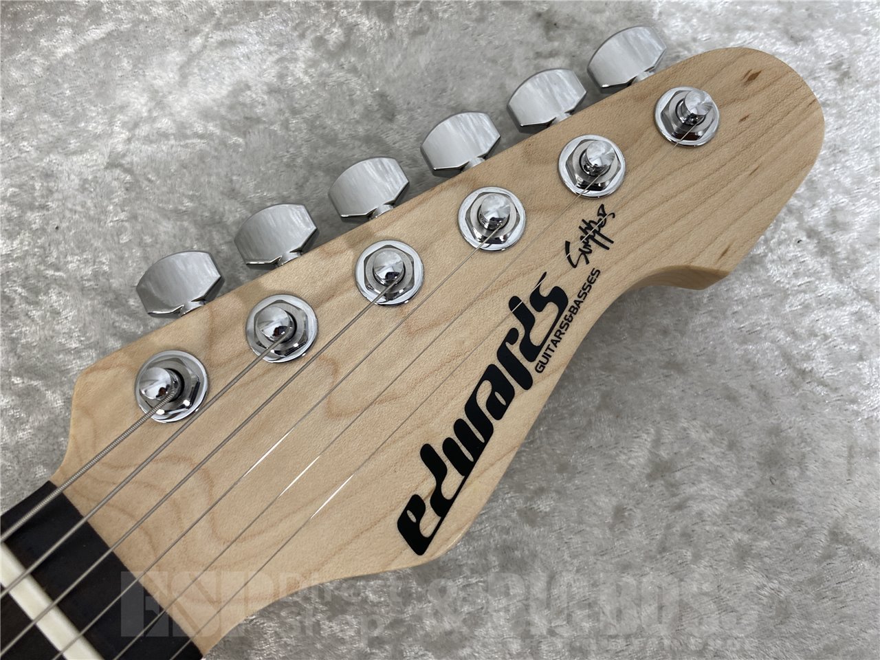 【即納可能】EDWARDS(エドワーズ) E-SNAPPER-AL/R (3 Tone Sunburst) お茶の水駅前店(東京)