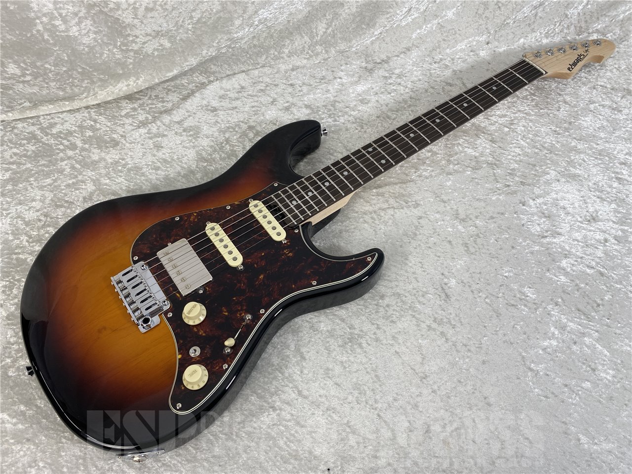 【即納可能】EDWARDS(エドワーズ) E-SNAPPER-AL/R (3 Tone Sunburst) お茶の水駅前店(東京)