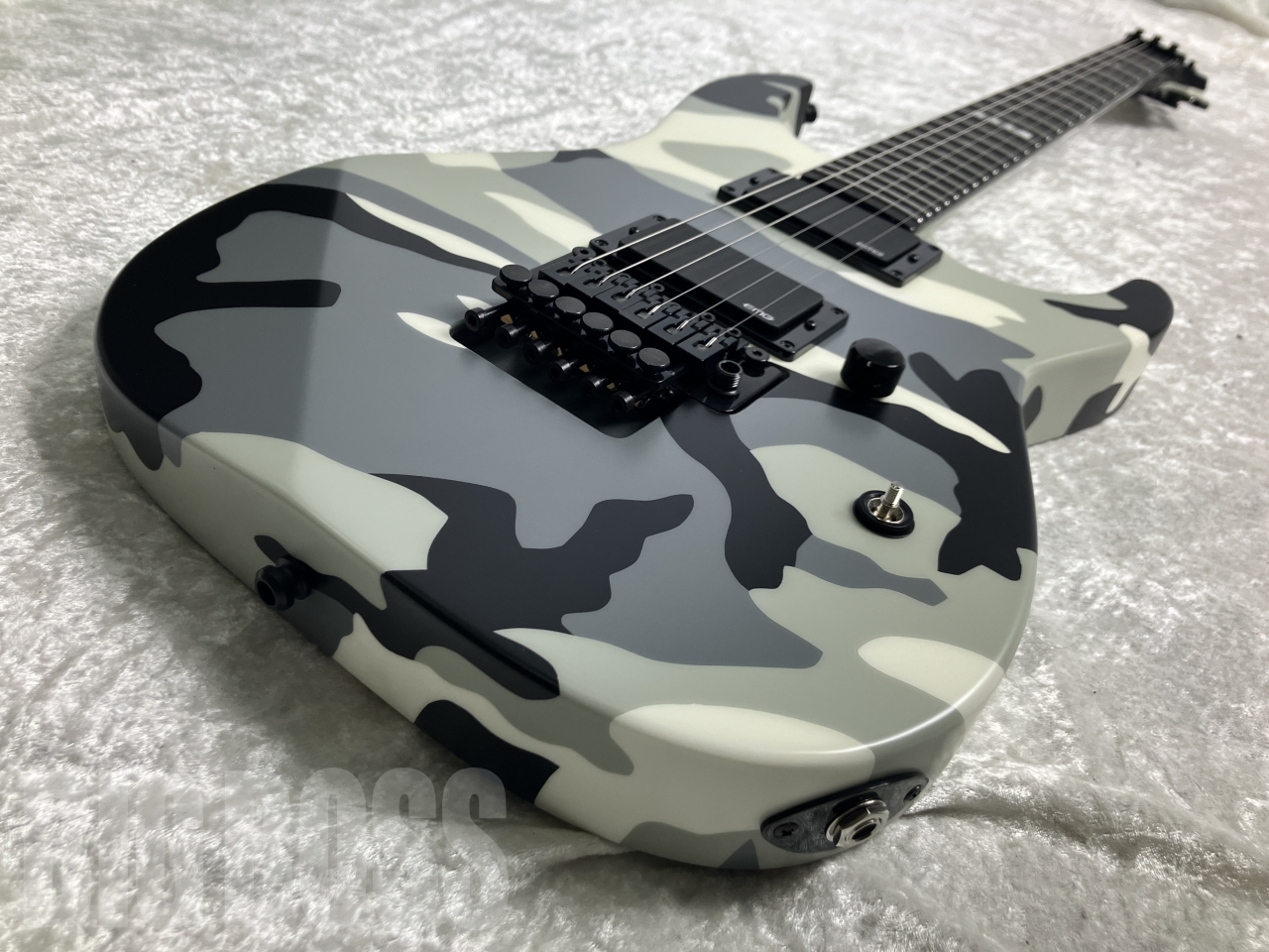 【即納可能】E-II(イーツー) M-II Neck Thru / Urban Camo お茶の水駅前店(東京)