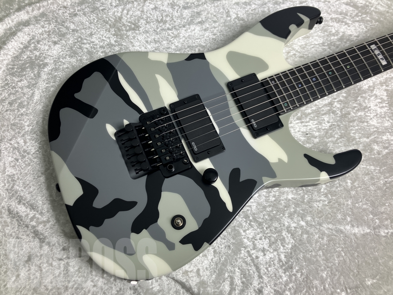 【即納可能】E-II(イーツー) M-II Neck Thru / Urban Camo お茶の水駅前店(東京)