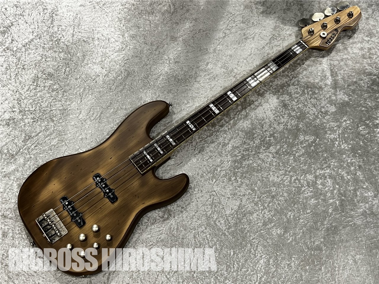 【即納可能】Markbass MAK-B/JP4/VG-R (White Battered finish) 広島店