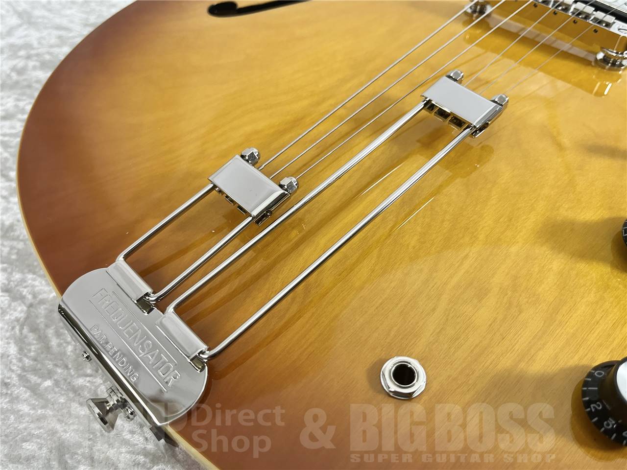 【即納可能】Epiphone ( エピフォン ) Riviera/ Royal Tan  (セミアコースティックギター) お茶の水駅前店・別館