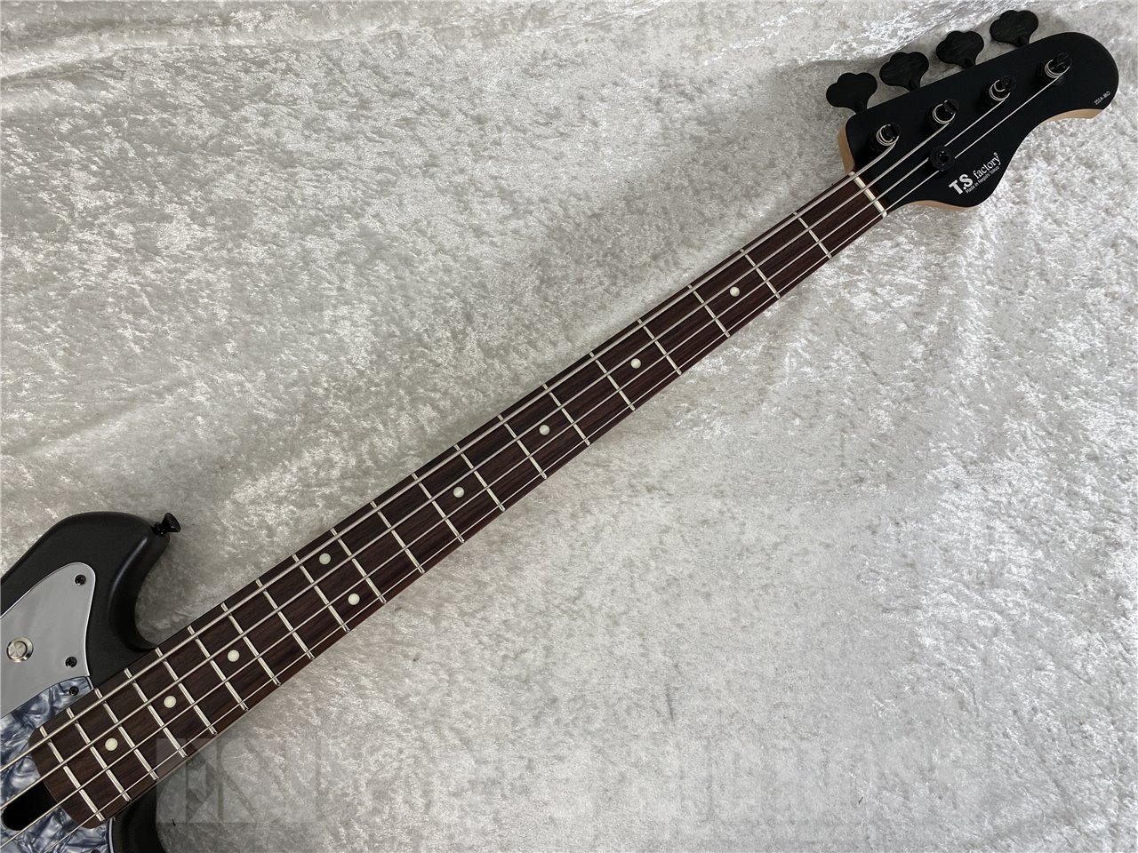 【即納可能】T.S factory(ティーエス ファクトリー) 151A-MO EB / Metallic Black お茶の水駅前店(東京)