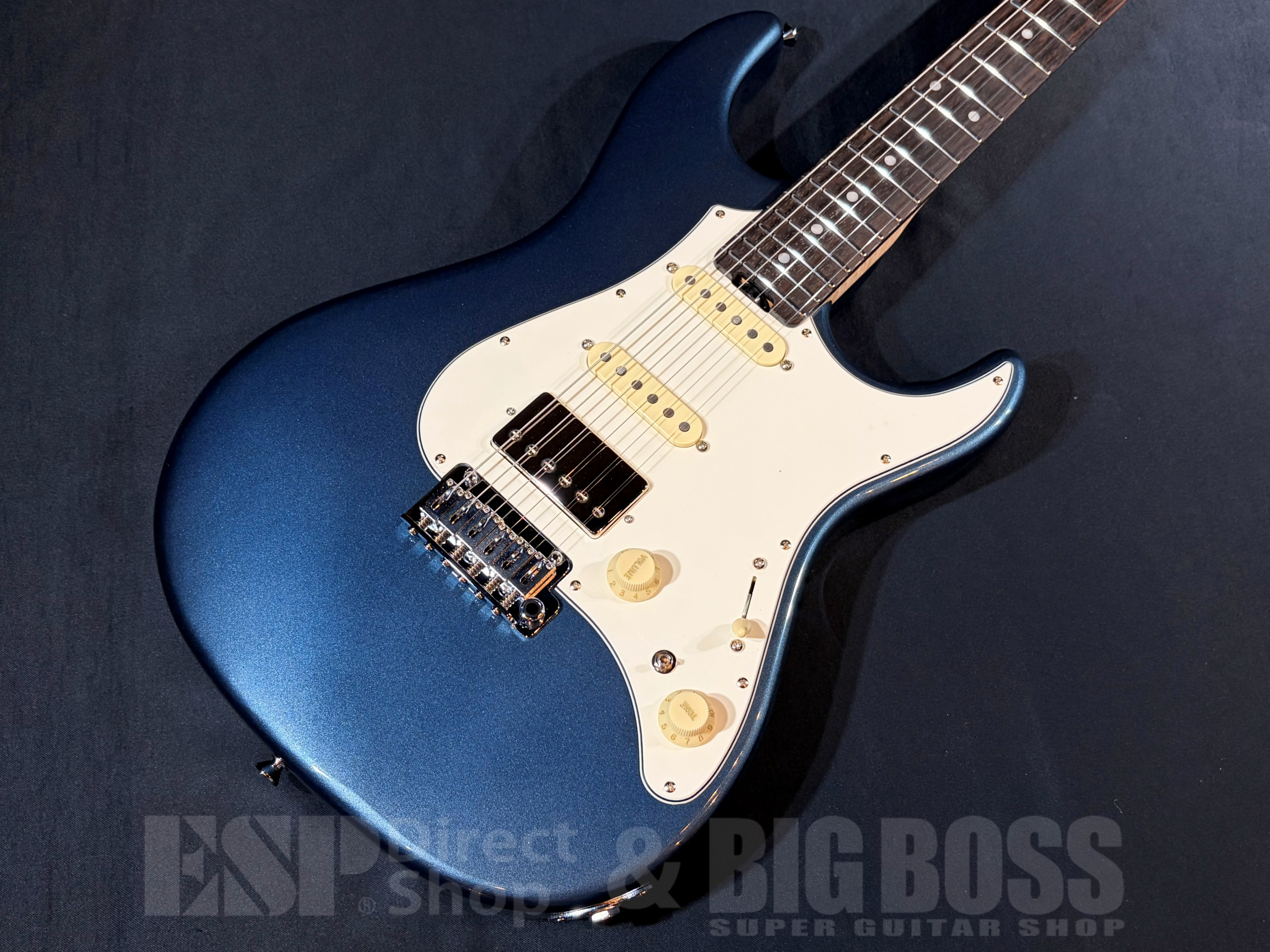 【即納可能】EDWARDS(エドワーズ) E-SNAPPER-AL/R Supreme Blue 大阪店