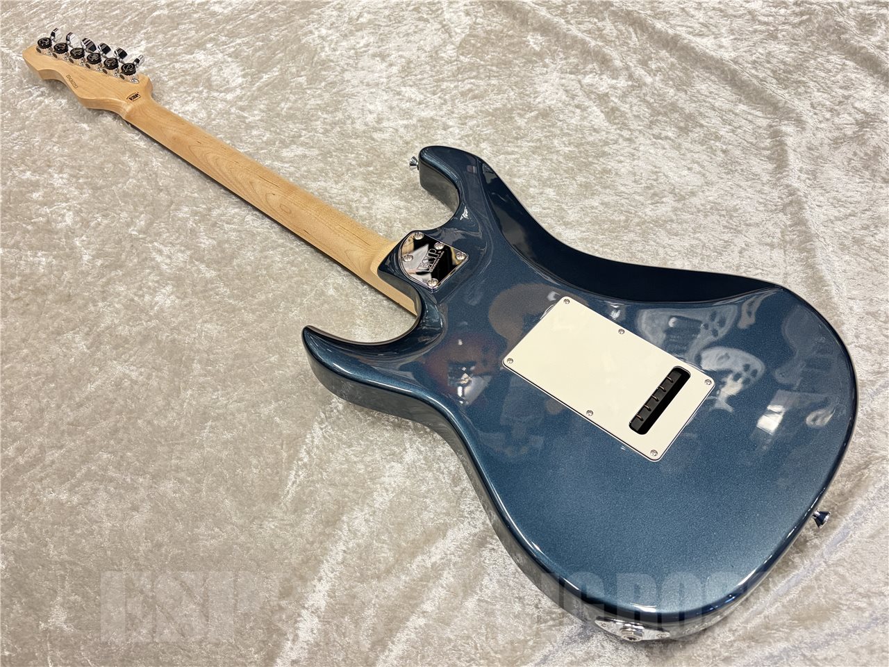 【即納可能】EDWARDS（エドワーズ）E-SNAPPER-AL/R（Supreme Blue）　名古屋店