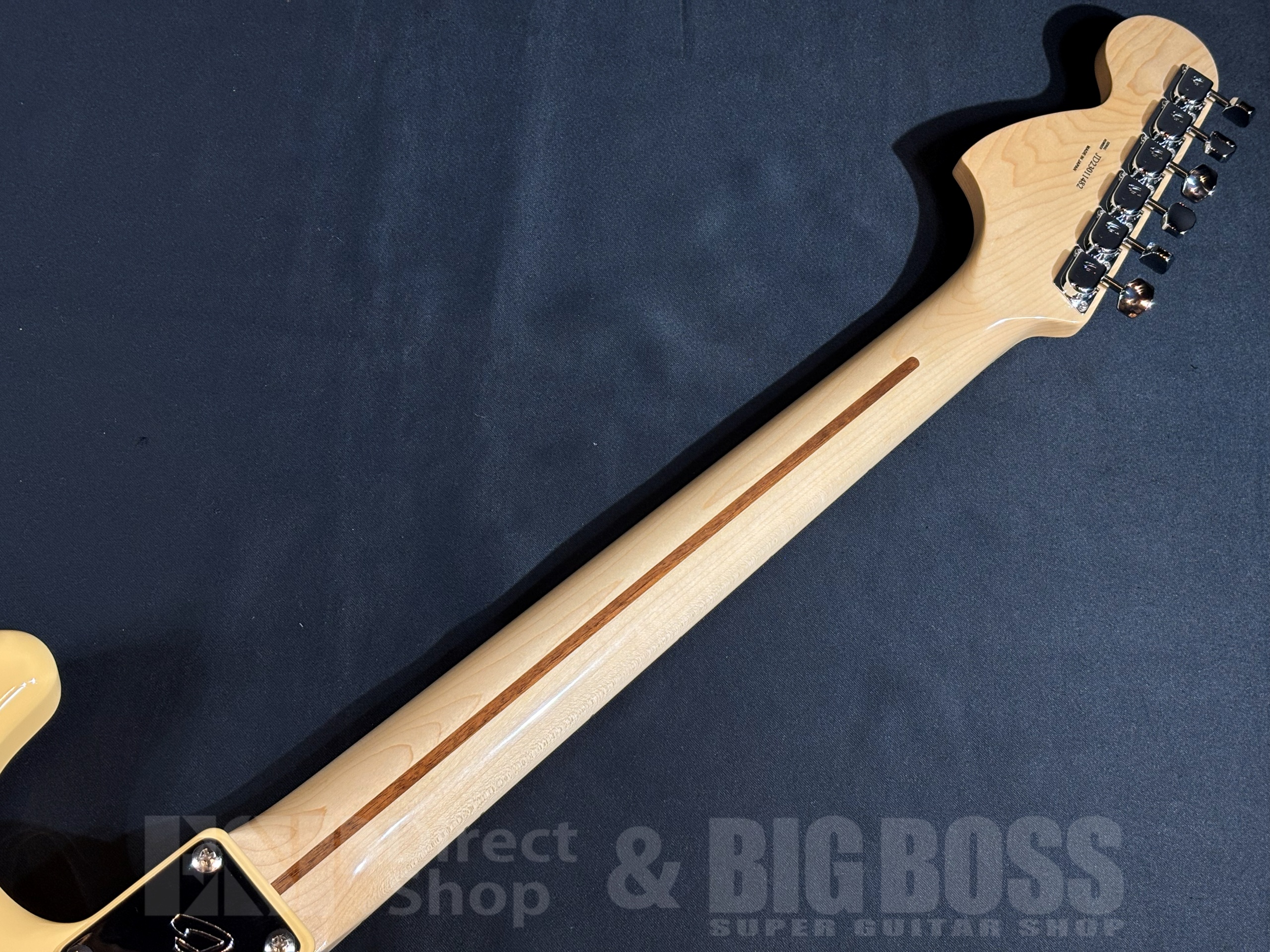 【即納可能/中古品】Fender Yngwie Malmsteen Strat 大阪店