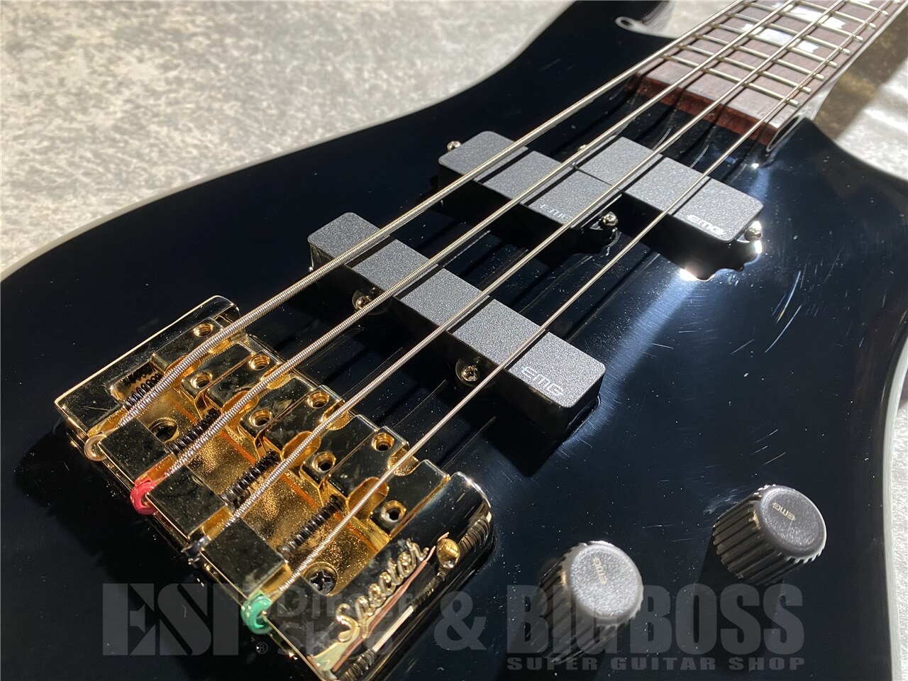 【即納可能】Spector(スペクター) Euro 4 Classic (Solid Black) 札幌店