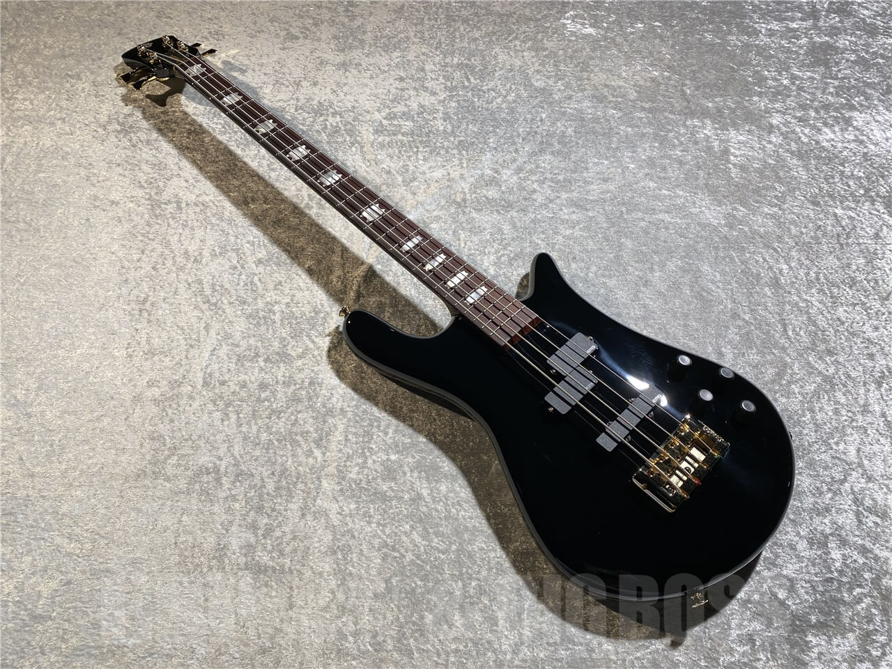 【即納可能】Spector(スペクター) Euro 4 Classic (Solid Black) 札幌店