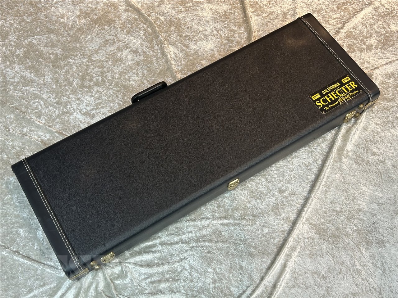 【中古品】Charvel JAKE E LEE Signeture Model (Pearl White with Lavender Hue) 広島店