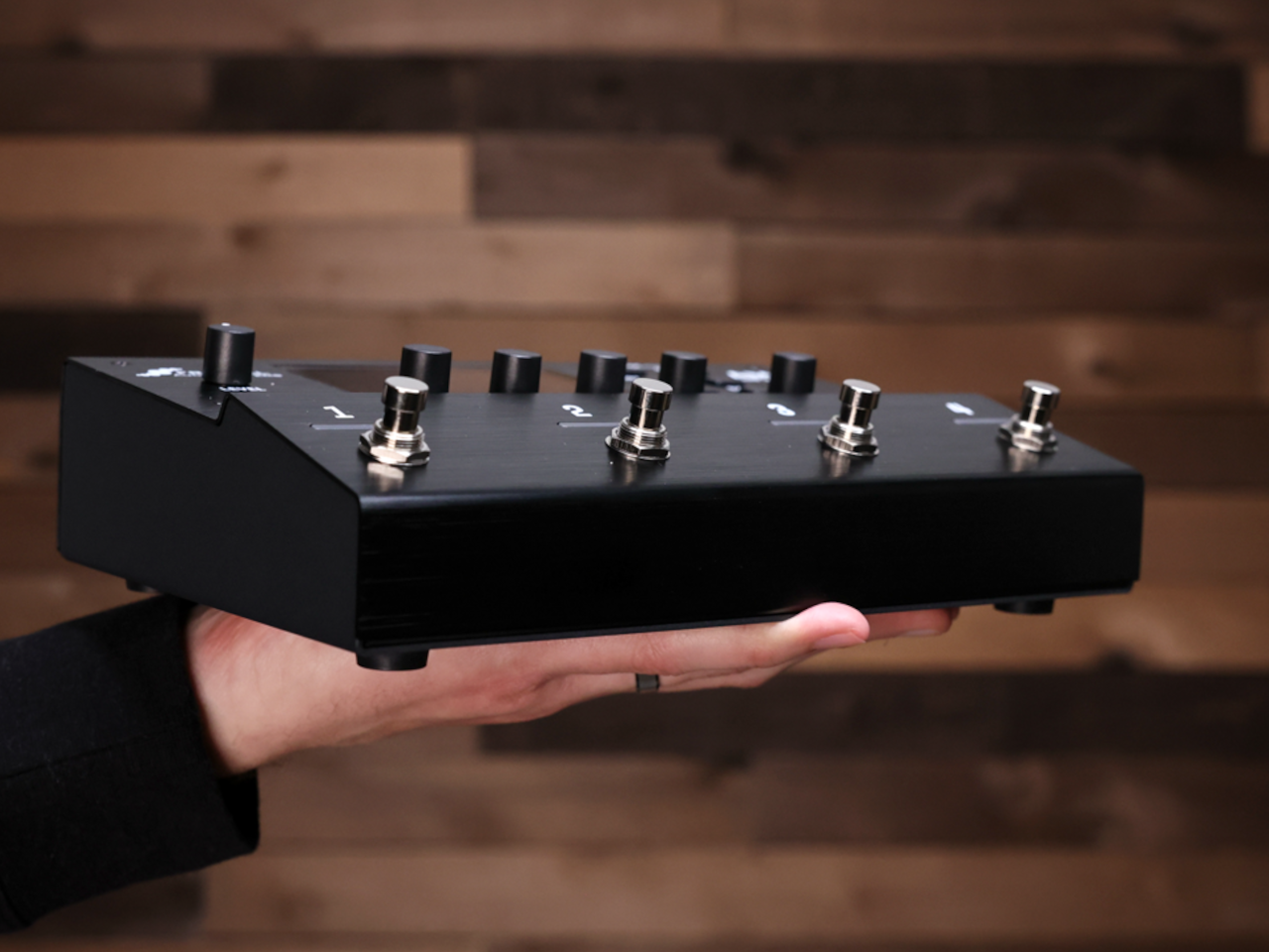 【12/24発売】FRACTAL AUDIO SYSTEMS(フラクタルオーディオシステムズ) AM4【ご予約受付中】