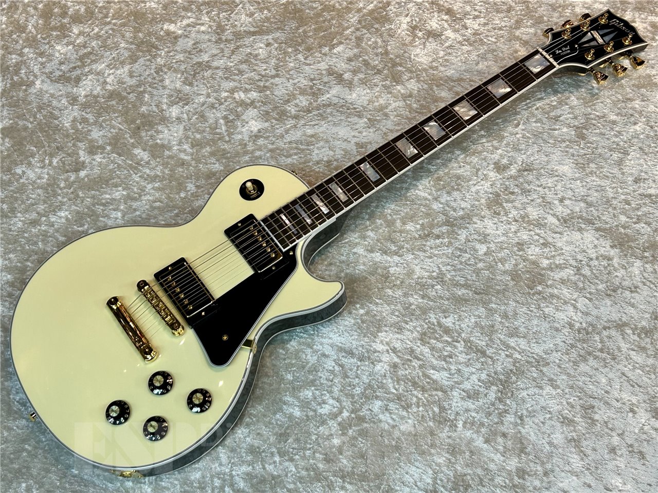 【即納可能】Gibson(ギブソン) Les Paul Custom 70s (Buttercream Top) 広島店