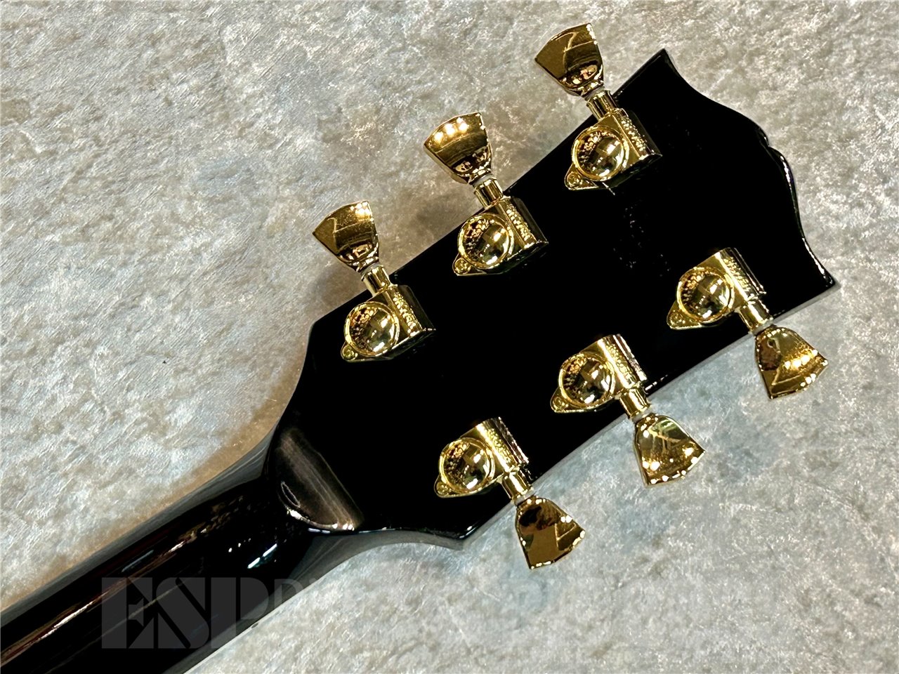 【即納可能】Gibson(ギブソン) Les Paul Custom 70s (Buttercream Top) 広島店