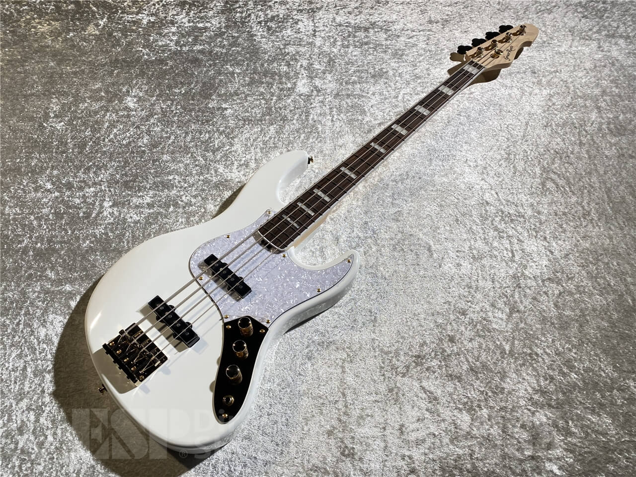 【即納可能/中古品】GrassRoots(グラスルーツ) G-AMAZE-DX/LS (Snow White) 札幌店 【新春初売りお年玉セール対象商品】