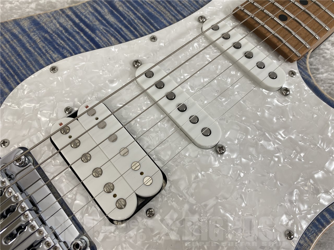 【即納可能】Suhr(サー) Standard Plus / Faded Trans Whale Blue Burst / Roasted Maple お茶の水駅前店(東京)