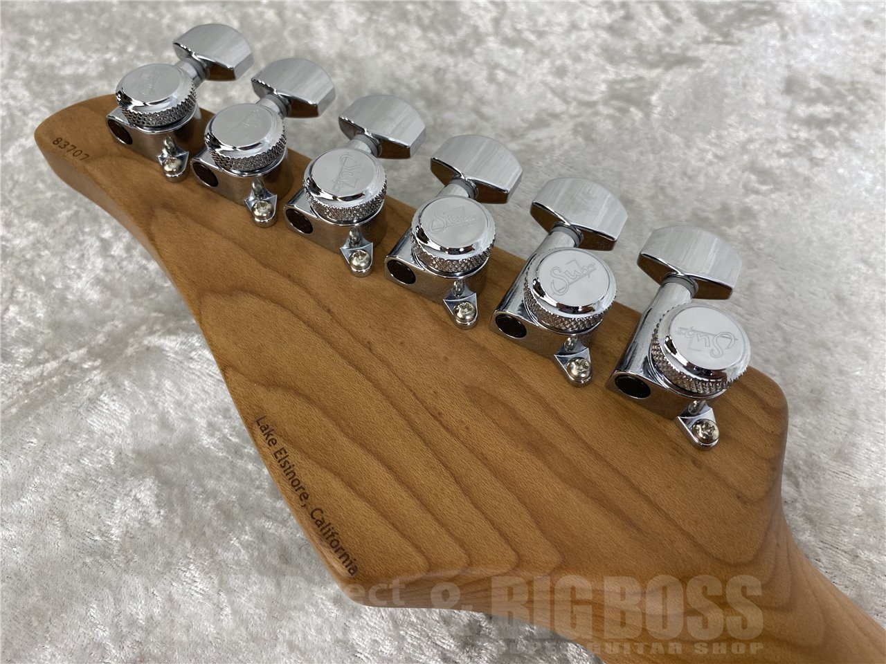 【即納可能】Suhr(サー) Standard Plus / Faded Trans Whale Blue Burst / Roasted Maple お茶の水駅前店(東京)