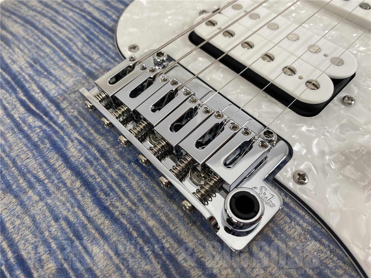 【即納可能】Suhr(サー) Standard Plus / Faded Trans Whale Blue Burst / Roasted Maple お茶の水駅前店(東京)