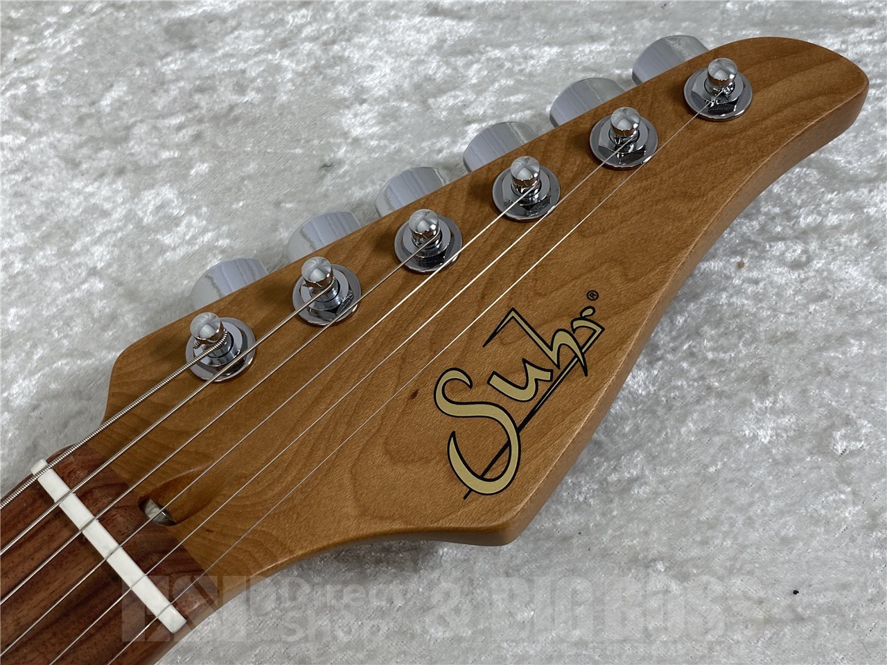 【即納可能】Suhr(サー) Standard Plus / Bengal Burst / Pau Ferro お茶の水駅前店(東京)
