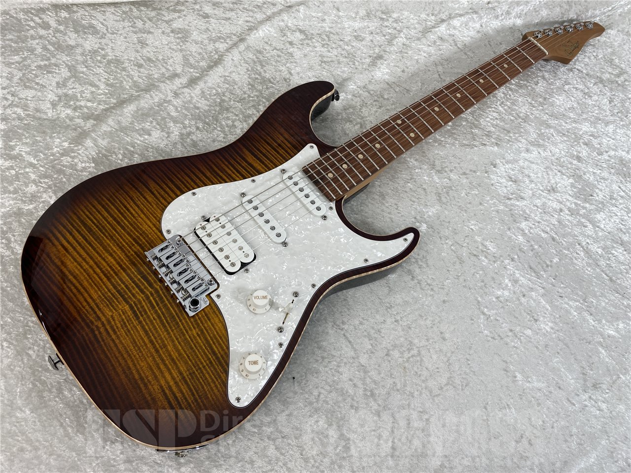 【即納可能】Suhr(サー) Standard Plus / Bengal Burst / Pau Ferro お茶の水駅前店(東京)
