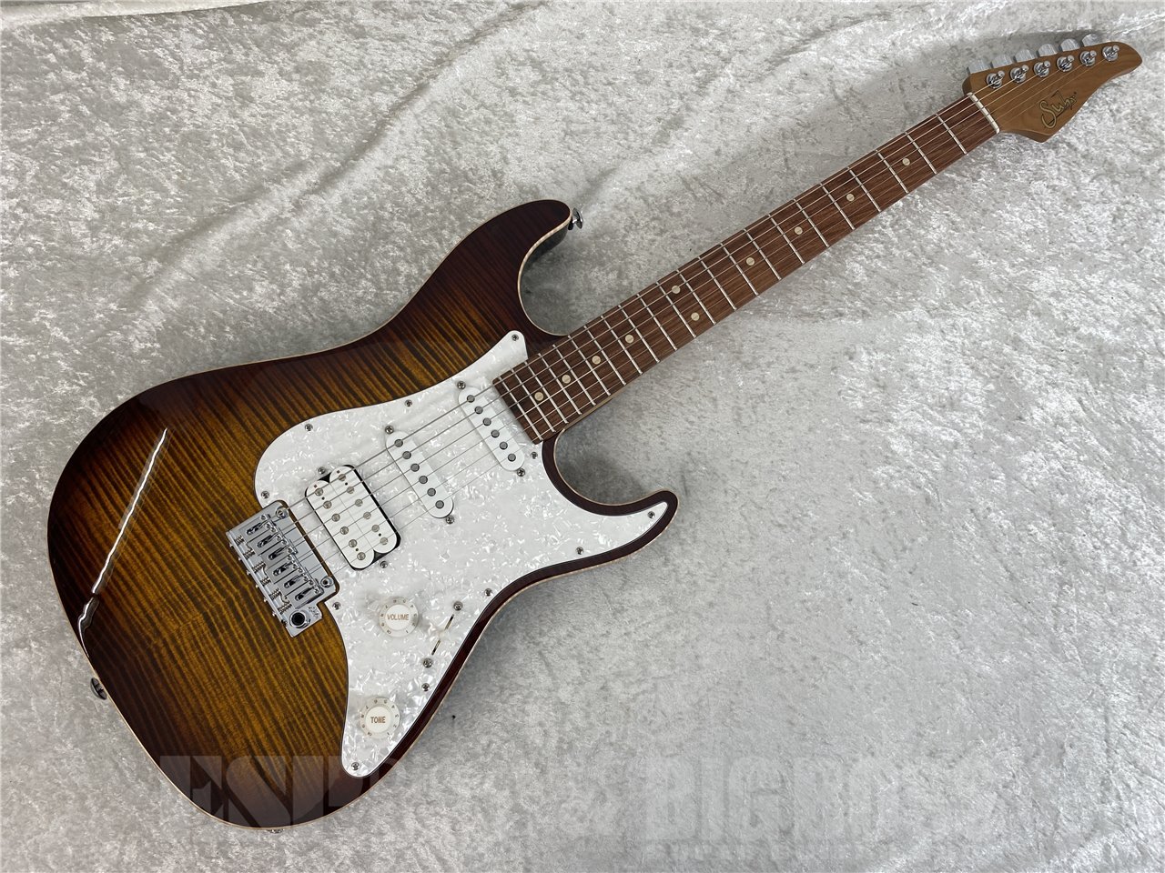 【即納可能】Suhr(サー) Standard Plus / Bengal Burst / Pau Ferro お茶の水駅前店(東京)