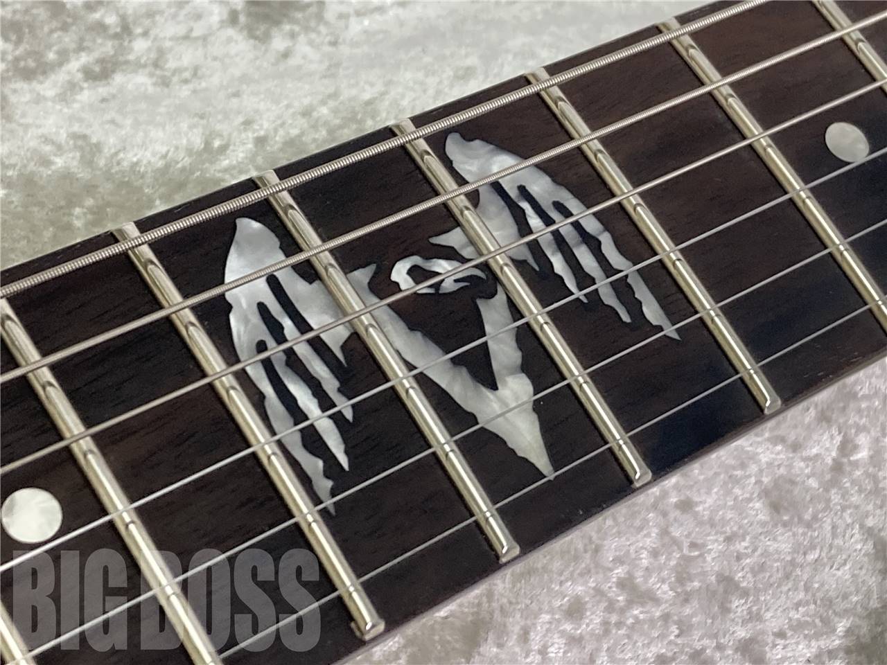 【即納可能/中古品】LTD(エルティーディー) VULTURE Olympic White (METALLICA/James Hetfieldモデル)お茶の水駅前店・別館【新春初売りお年玉セール対象商品】