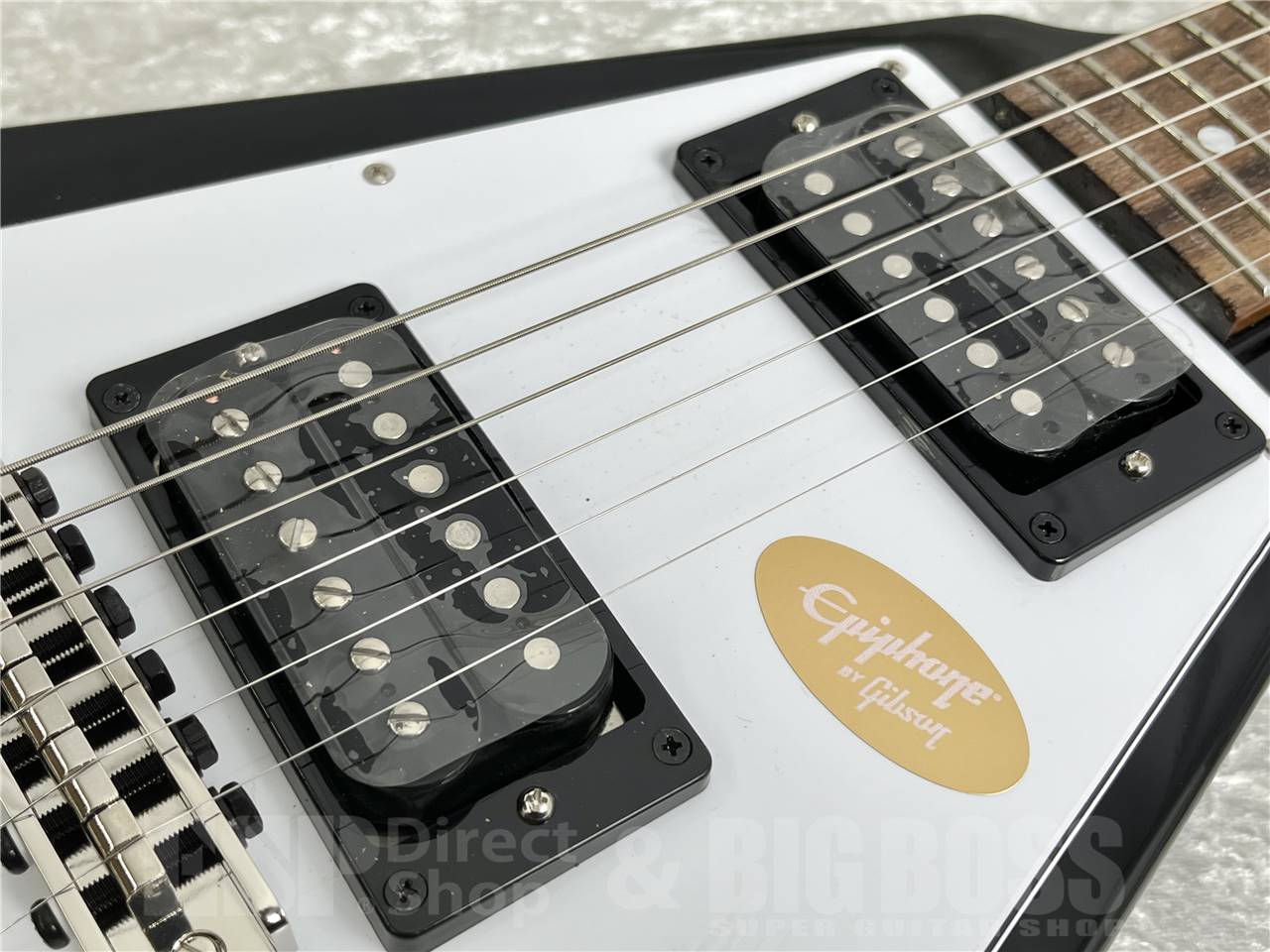 【即納可能/OUTLET】Epiphone ( エピフォン ) Kirk Hammett 1979 Flying V  / Ebony  (エレクトリックギター) お茶の水駅前店・別館【新春初売りお年玉セール対象商品】