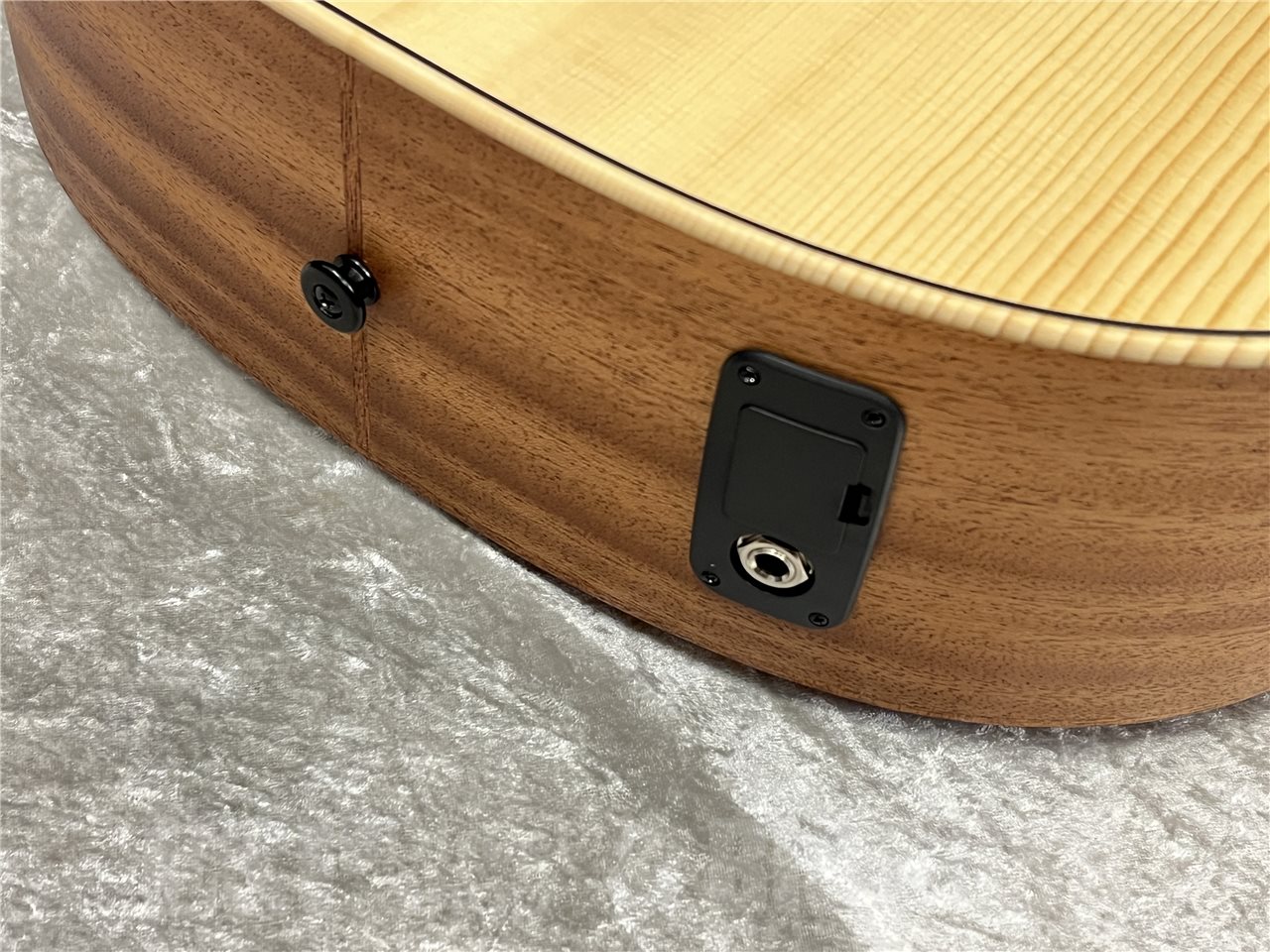 【即納可能】LAG Guitars（ラグギターズ）T70ACE（Natural）　名古屋店