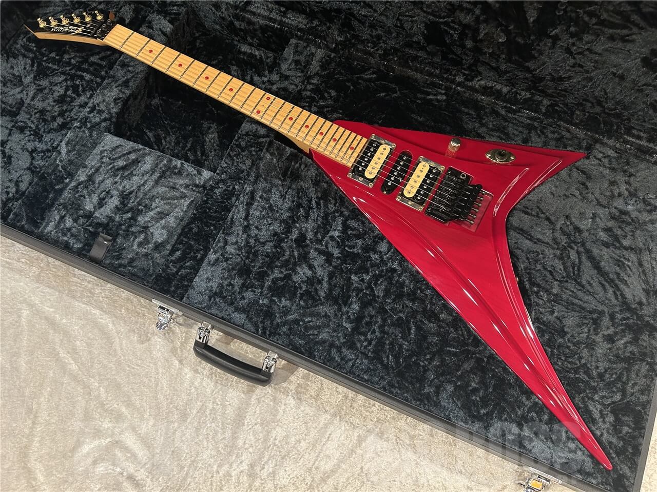 【即納可能/お客様委託品】 EDWARDS (エドワーズ) E-PV-143 / See Thru Red 仙台店