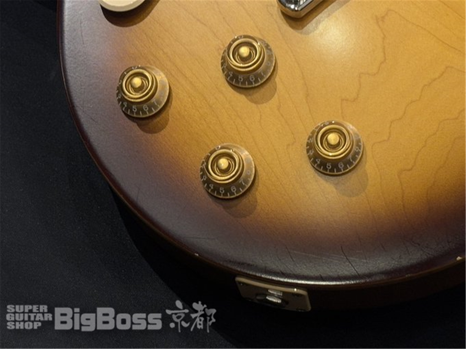 【USED/即納可能】Gibson(ギブソン) Les Paul Tribute Lefty / Satin Tobacco Burst 京都店