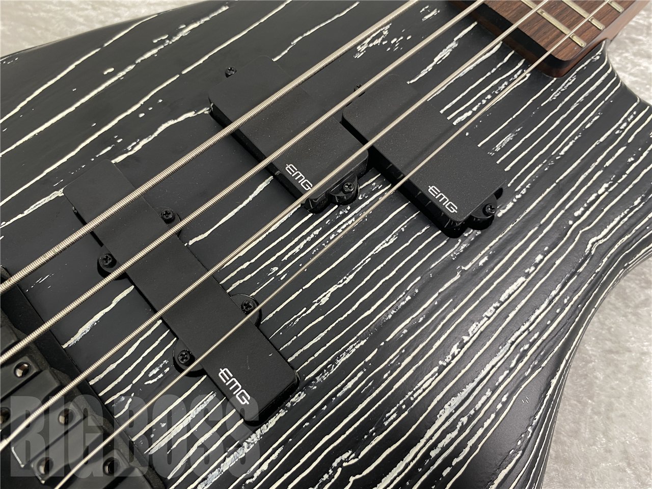 【即納可能/お正月価格】Spector(スペクター) NS PULSE 4 Satin EX-LTD #BKWH お茶の水駅前店(東京)【新春初売りお年玉セール対象商品】