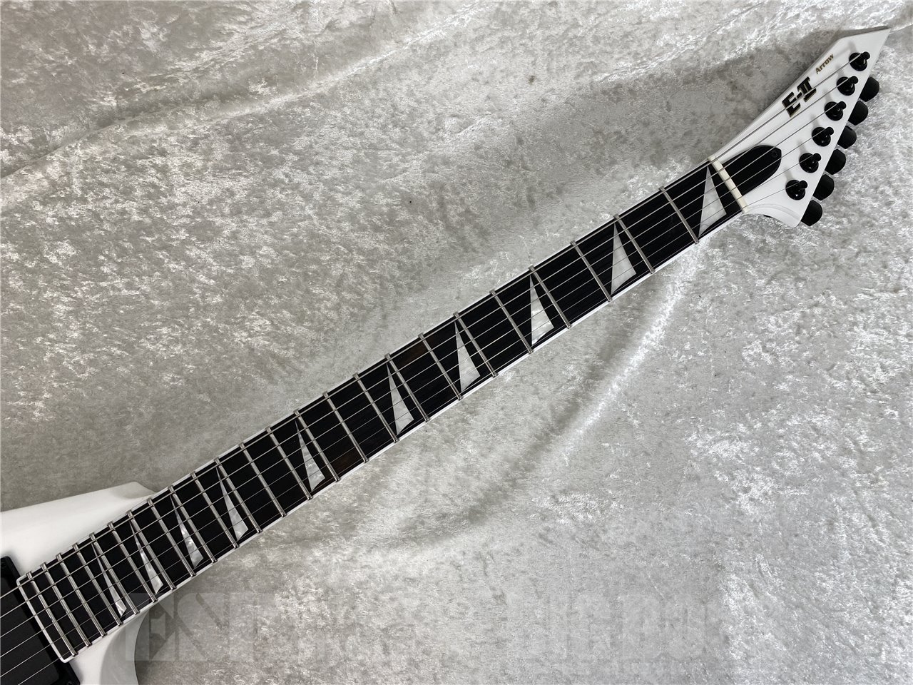 【即納可能】E-II(イーツー) ARROW-NT (Snow White)  お茶の水駅前店(東京)