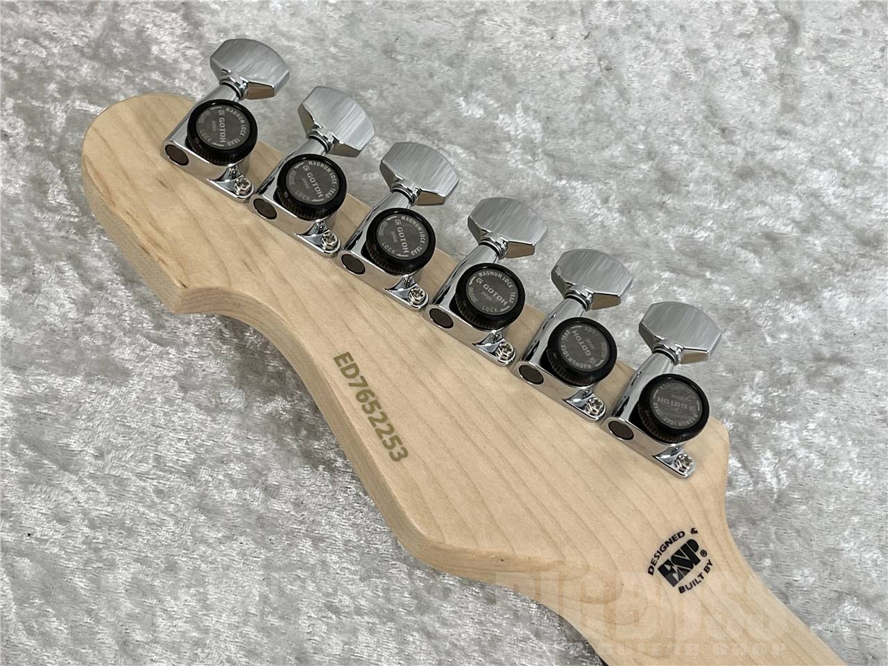 【即納可能】EDWARDS(エドワーズ) E-SNAPPER-AL/R (Off White) お茶の水駅前店・別館