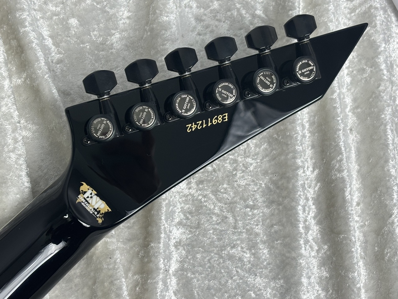 【即納可能】 ESP(イーエスピー) ARROW NT / Black w/ANDROMEDA MAZIORA お茶の水駅前店(東京)