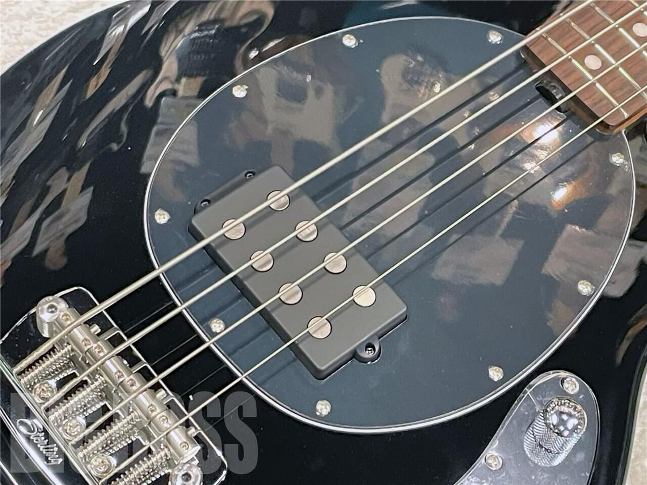 【即納可能】Sterling by MUSIC MAN（スターリンバイミュージックマン）StingRay RAY34（Black）　名古屋店