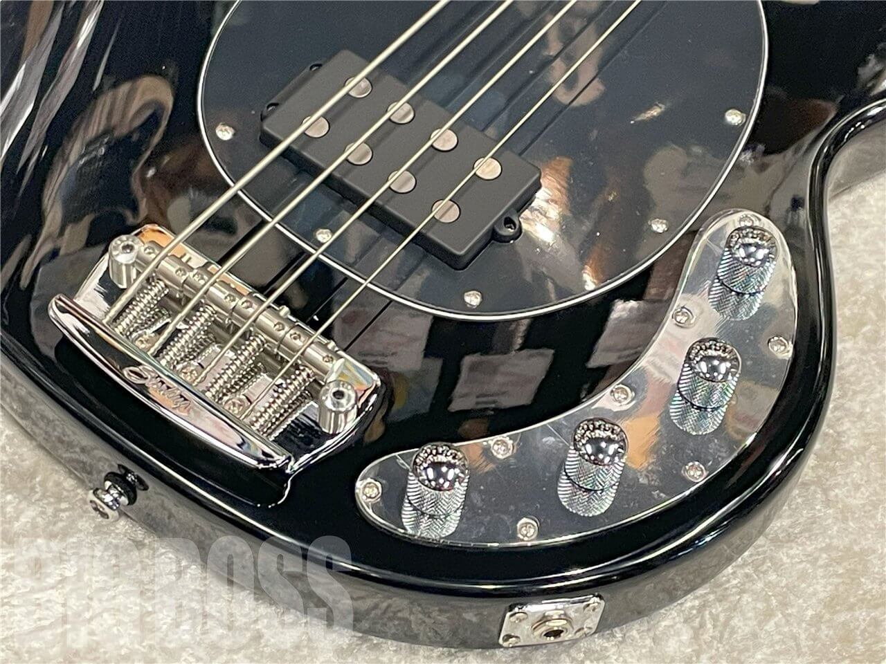 【即納可能】Sterling by MUSIC MAN（スターリンバイミュージックマン）StingRay RAY34（Black）　名古屋店