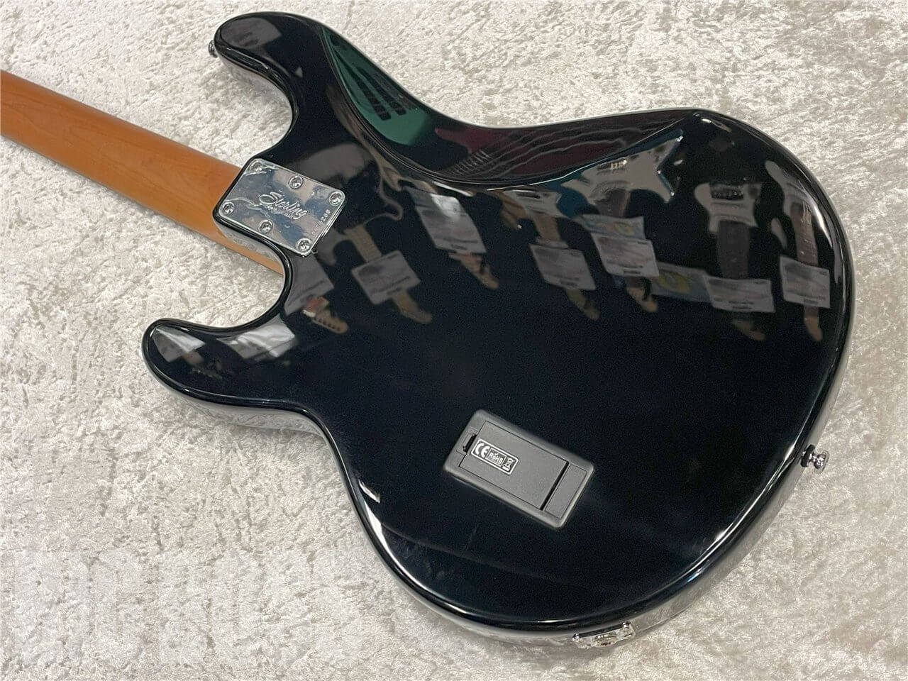 【即納可能】Sterling by MUSIC MAN（スターリンバイミュージックマン）StingRay RAY34（Black）　名古屋店