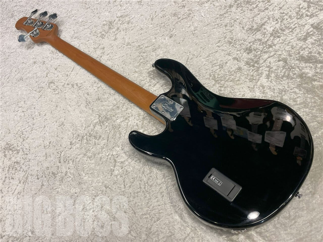 【即納可能】Sterling by MUSIC MAN（スターリンバイミュージックマン）StingRay RAY34（Black）　名古屋店