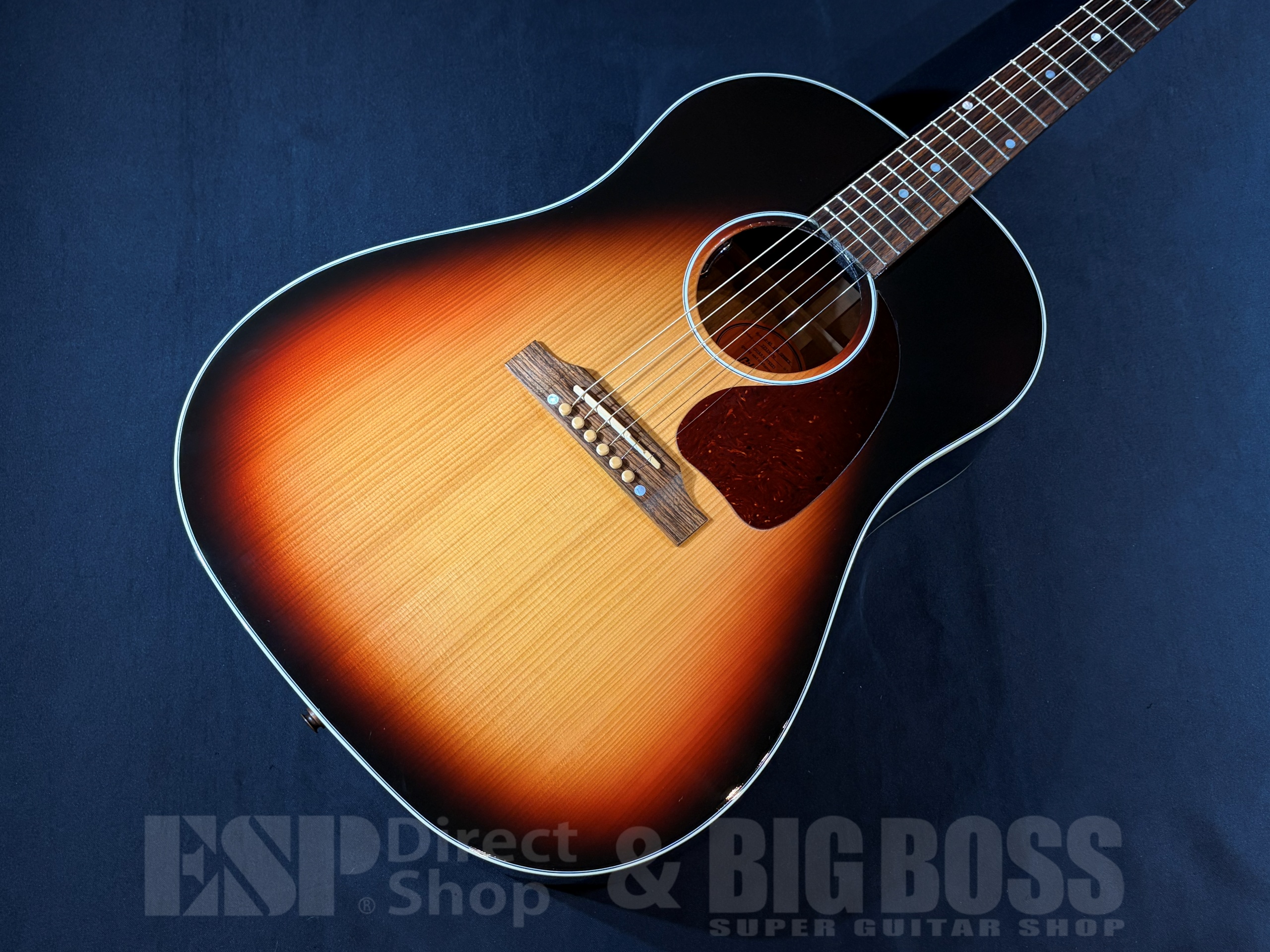 【即納可能/アウトレット】GIBSON(ギブソン) J-45 RED SPRUCE TRIBURST / 大阪店　【新春初売りお年玉セール対象商品】
