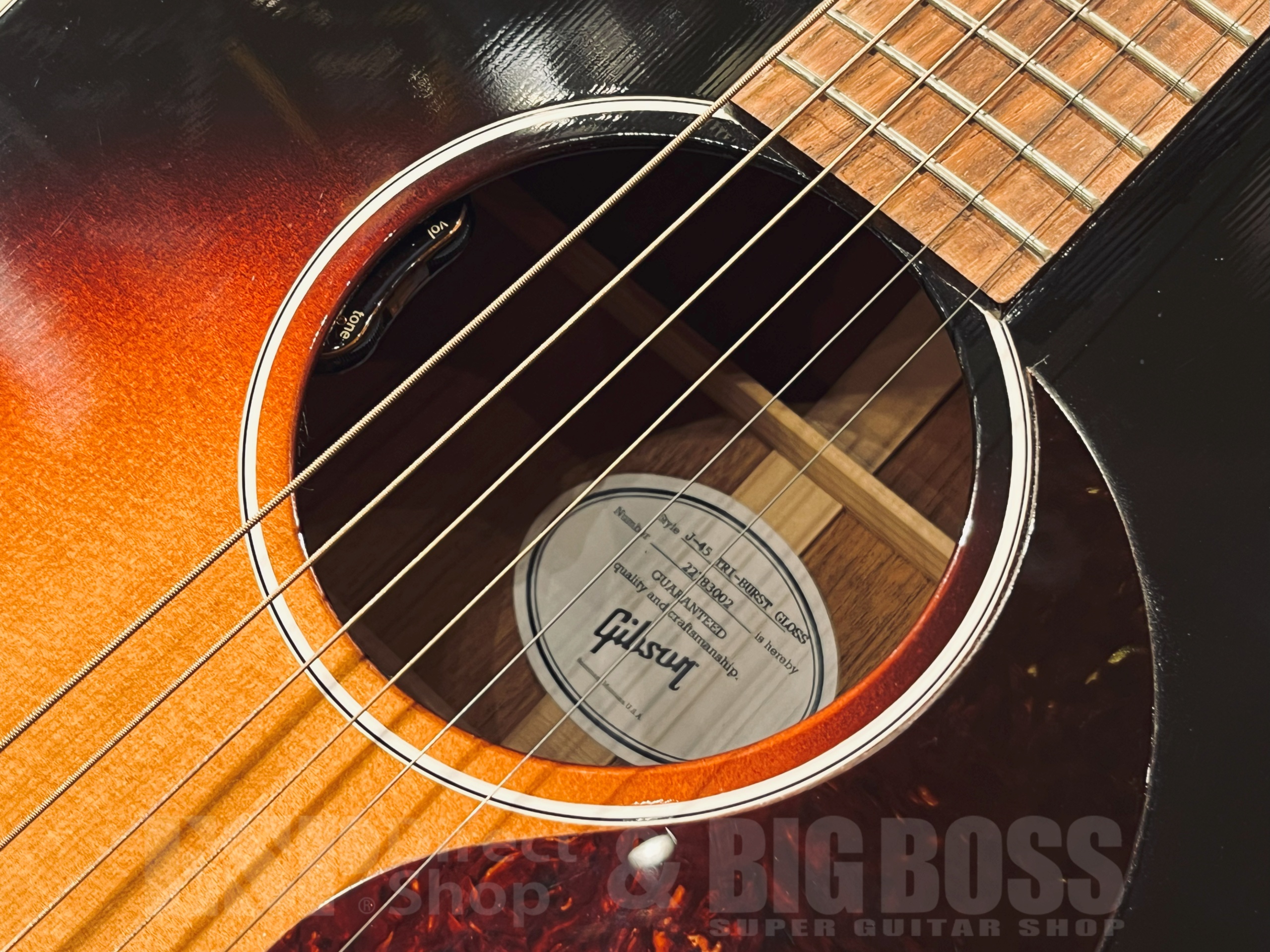 【即納可能/アウトレット】Gibson (ギブソン) J-45 Standard Triburst 大阪店 【新春初売りお年玉セール対象商品】