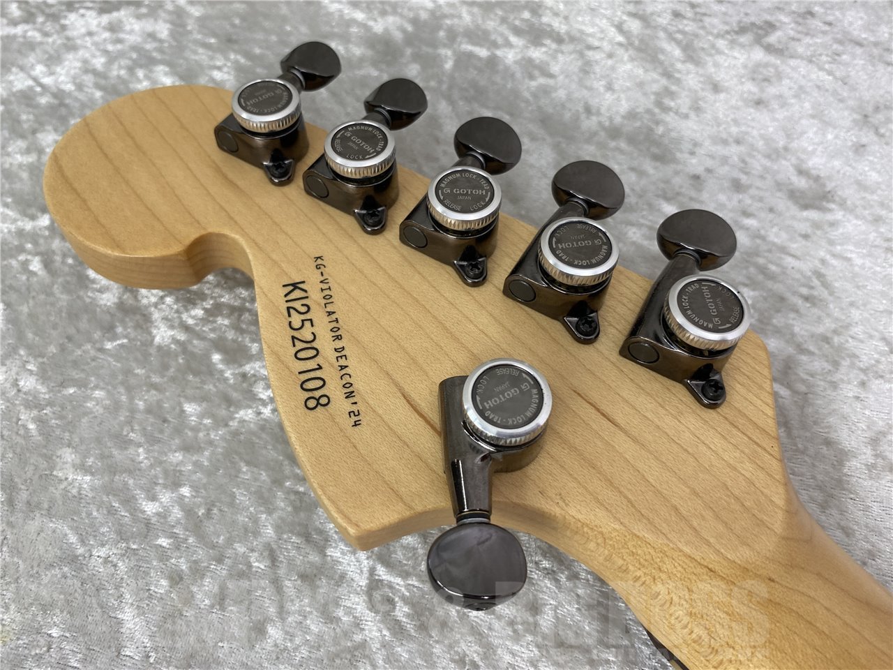 【即納可能/中古品】Killer(キラー) KG-Violator Deacon ′24 Lace Sensor Custom SSH Sand tan metallic（STM）お茶の水駅前店(東京)【新春初売りお年玉セール対象商品】