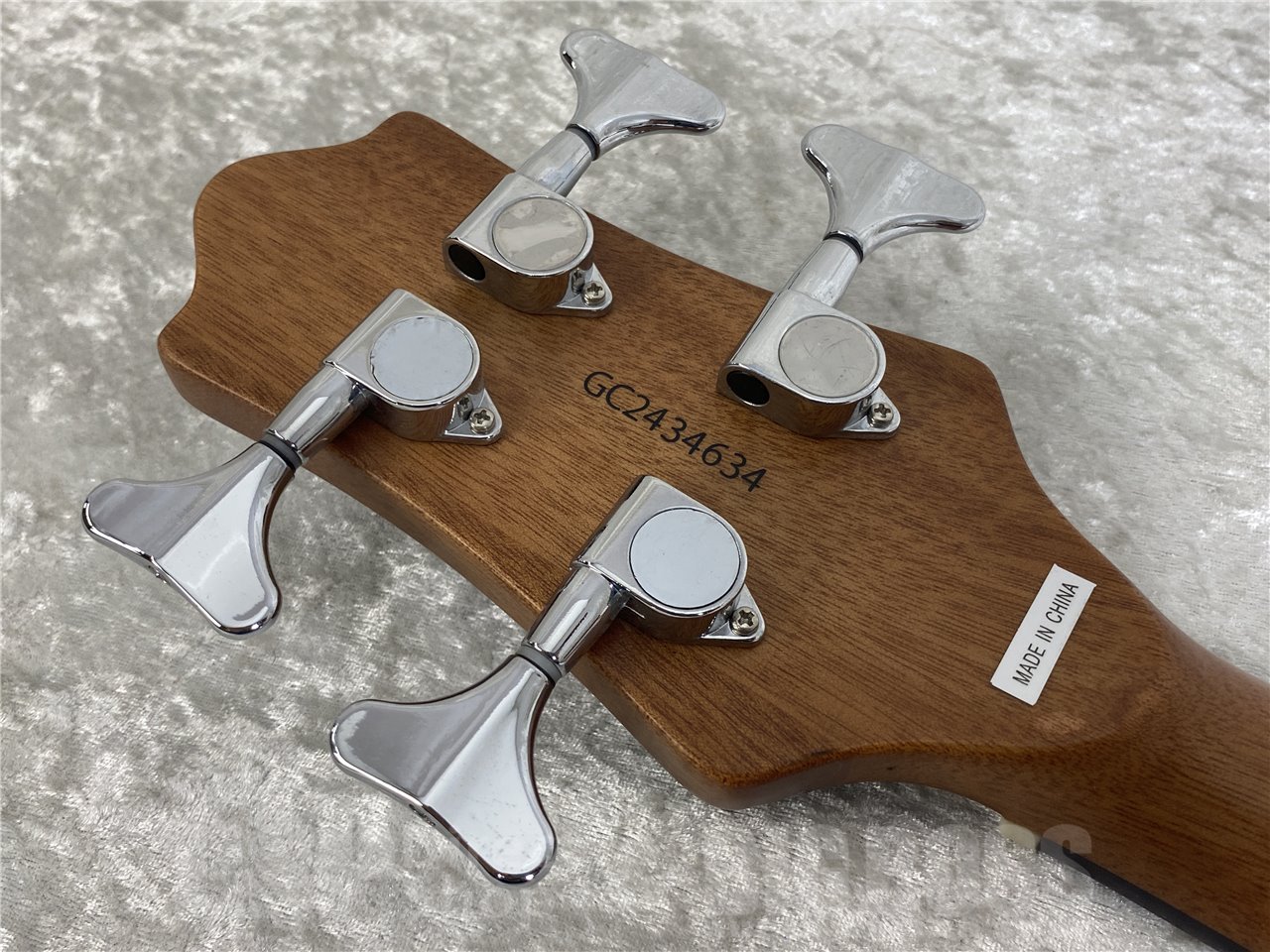 【即納可能/中古品】GrassRoots(グラスルーツ) G-AC-BASS / Natural Satin お茶の水駅前店(東京)【新春初売りお年玉セール対象商品】