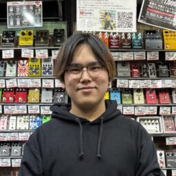 ベーシスト桒田