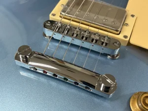 VINTAGE STYLE TUNERS